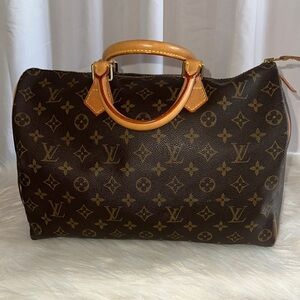 Louis Vuitton Monogram Speedy 35
